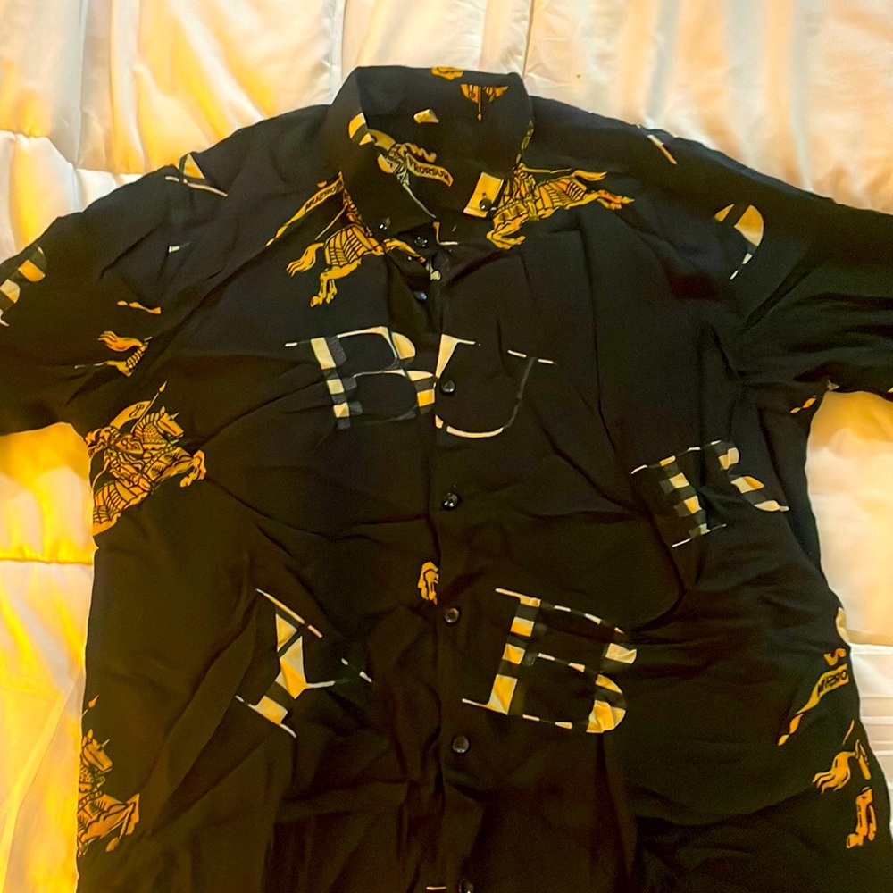 Burberry Long sleeve T shirt brand new